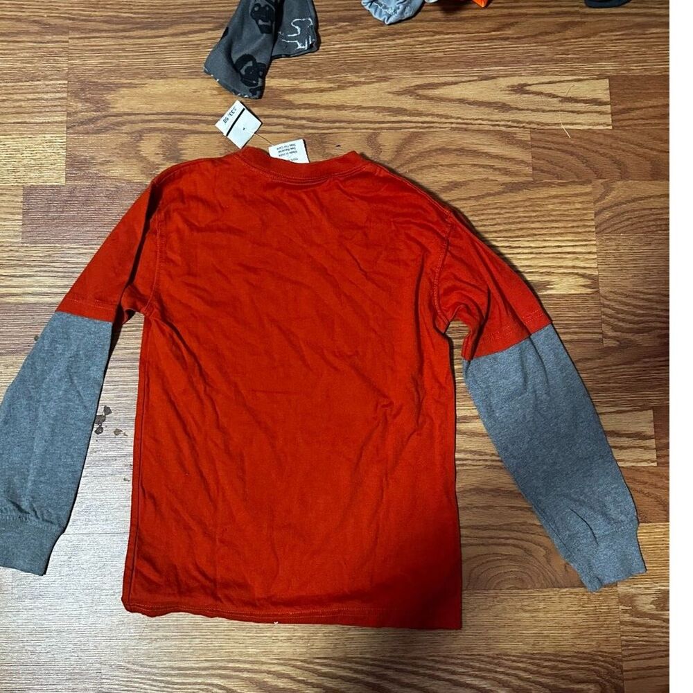 Bottle Caps Long Sleeve Tee NEW Youth Medium - Picture 2 of 3
